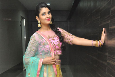 Anchor Shyamala Stills at Juliet Lover of Idiot